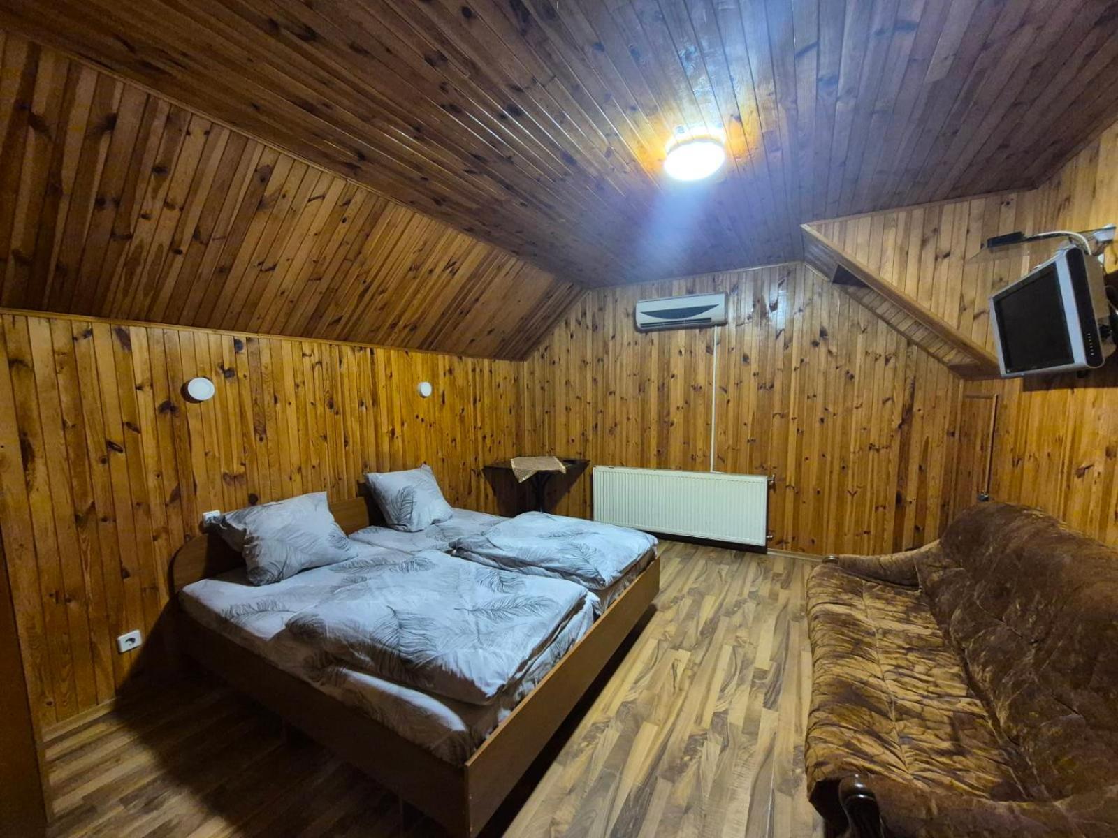 Отель Виктория Berezyna Exteriér fotografie